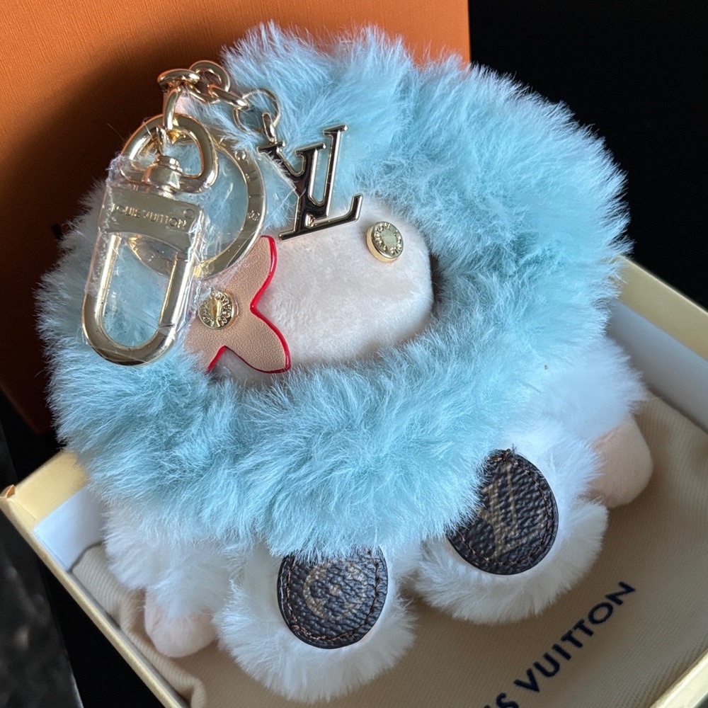 ⚜️Light Blue Plush Bag Charm Keychain upcycled ⚜️